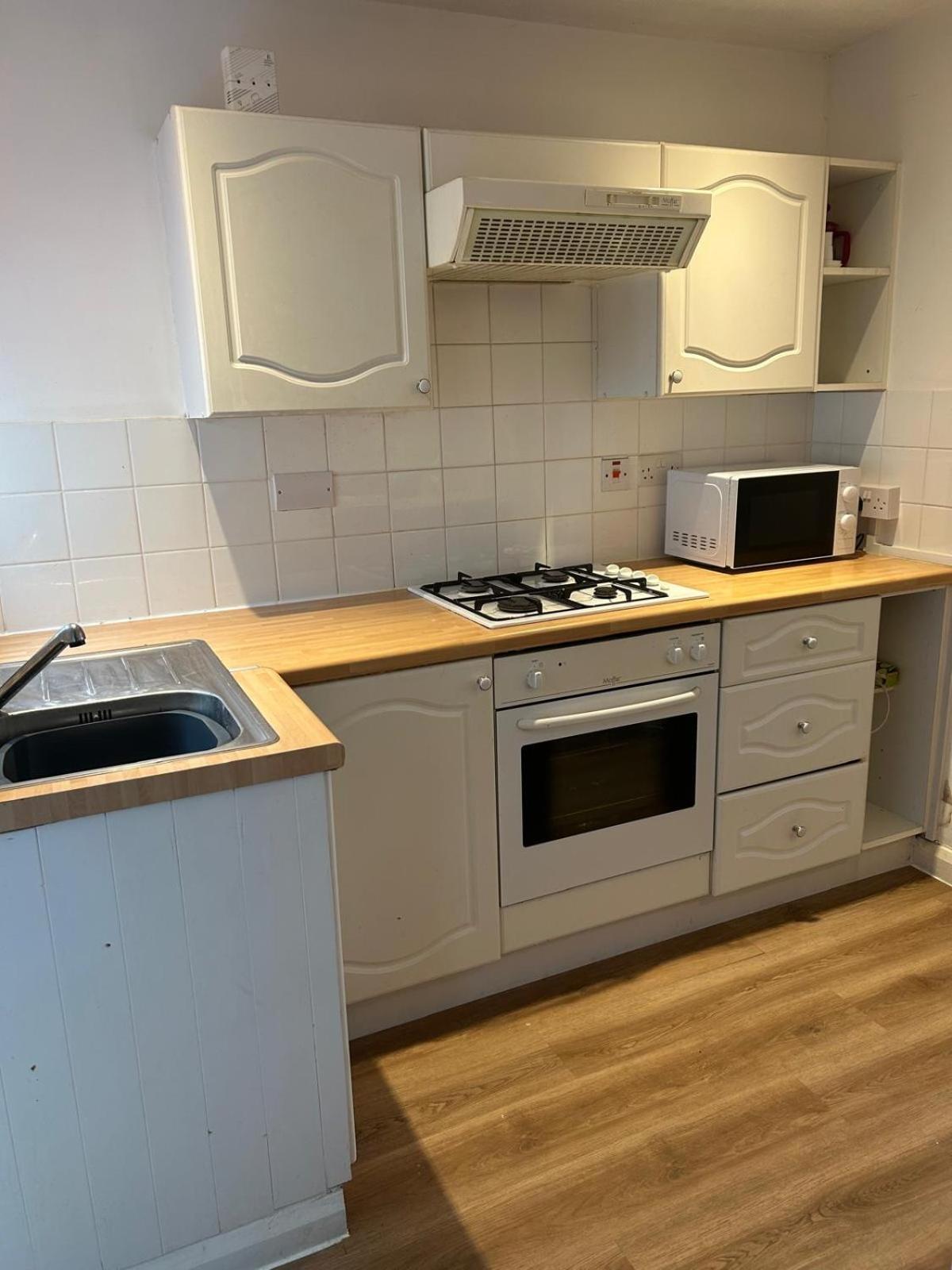 Central Cheltenham House - Sleeps 4/Pet Friendly Luaran gambar
