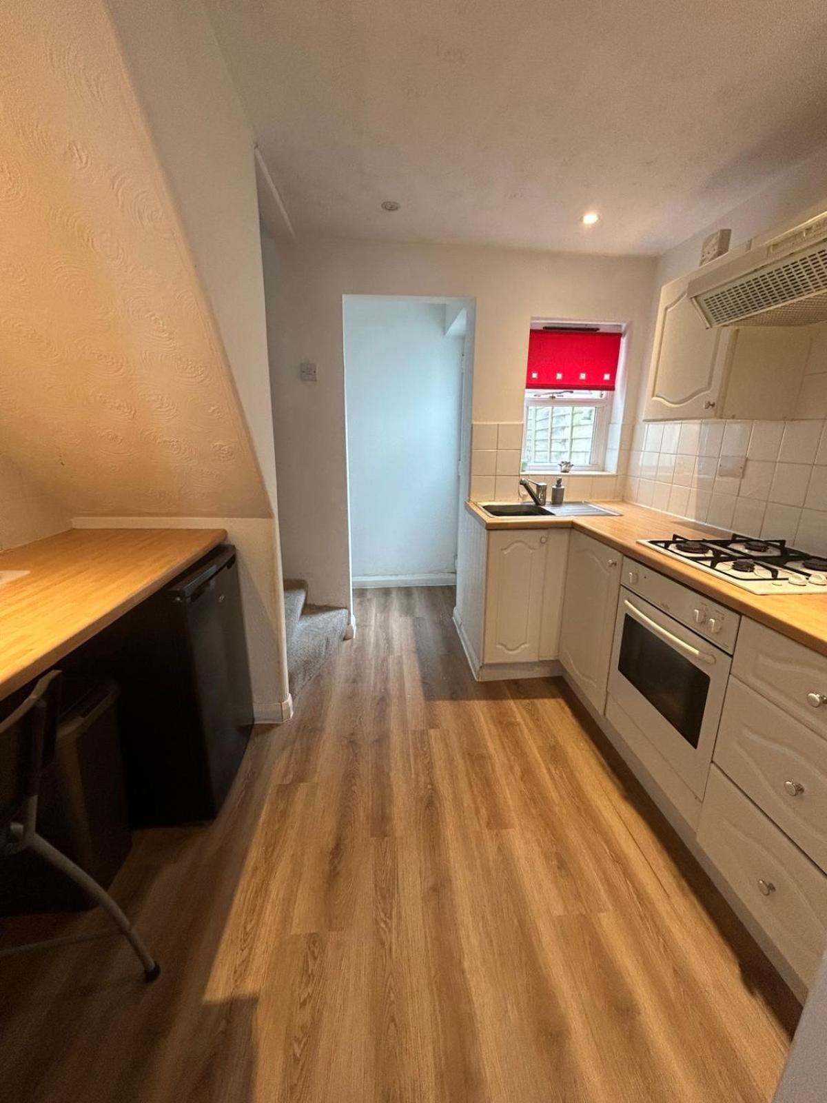 Central Cheltenham House - Sleeps 4/Pet Friendly Luaran gambar